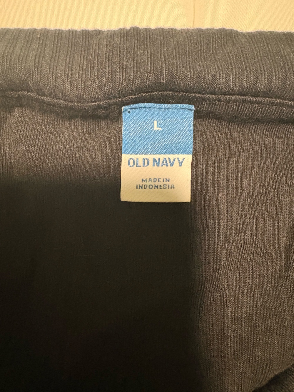 Old Navy Black One-Shoulder Ribbed Top - Picture 3 of 4